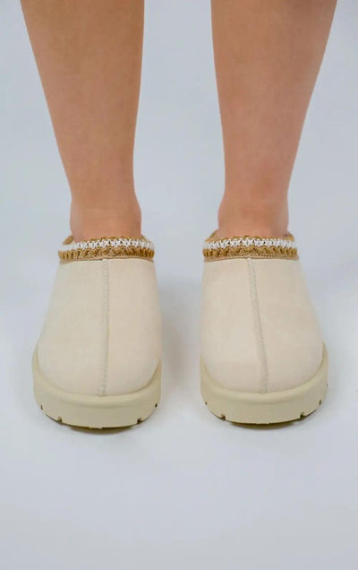 Elyra Slipper Boots